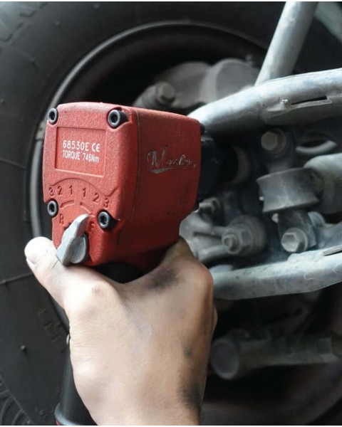 Mini Light Weight Impact Wrench, 1/2" Square Drive, Max. 550 ft-lb